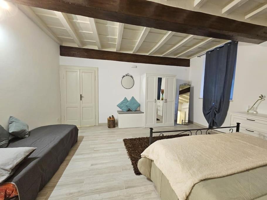 Il Rifugio Di Trip Apartment มานโตวา ภายนอก รูปภาพ