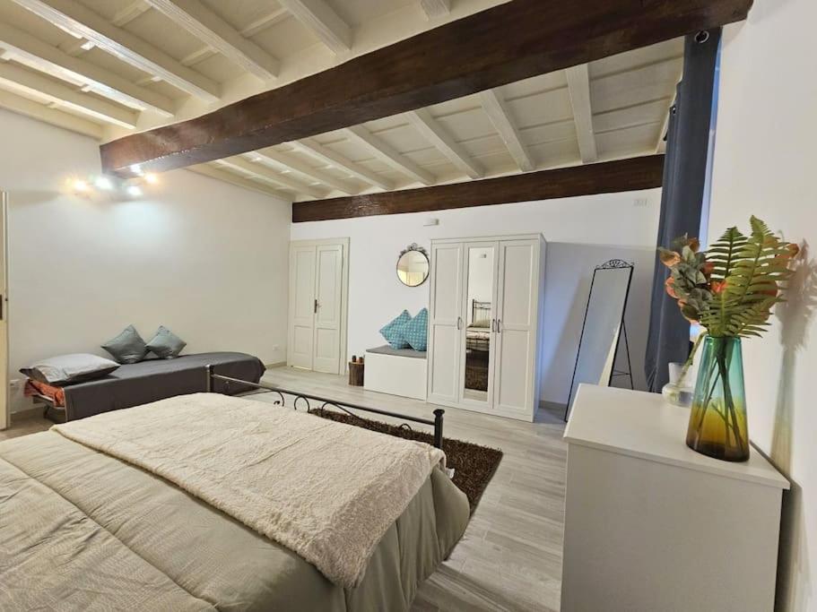 Il Rifugio Di Trip Apartment มานโตวา ภายนอก รูปภาพ